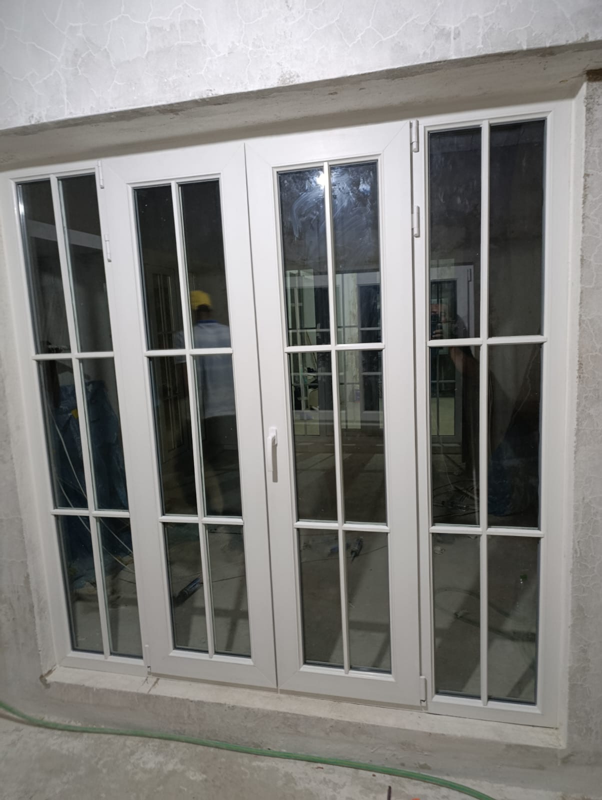 Fenêtre PVC à petits-bois